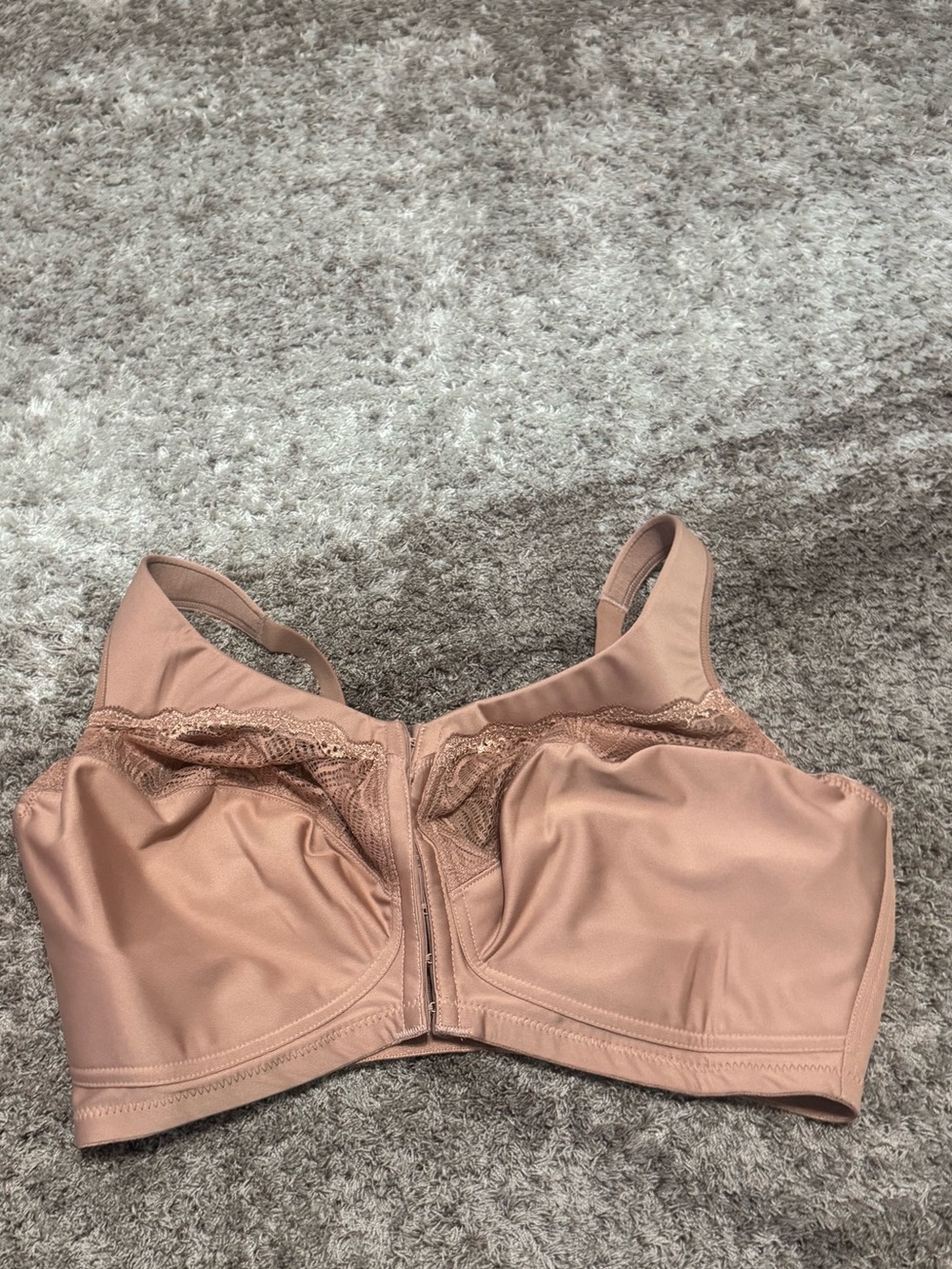 Glamorise MagicLift Natural Shape Support Bra